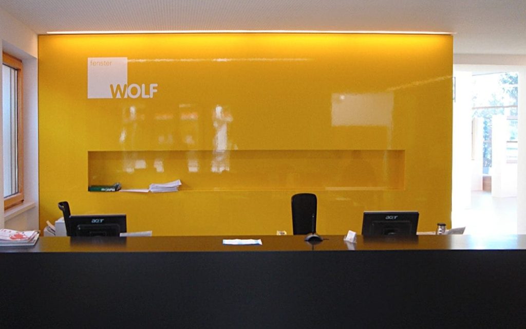 Showroom Wolf